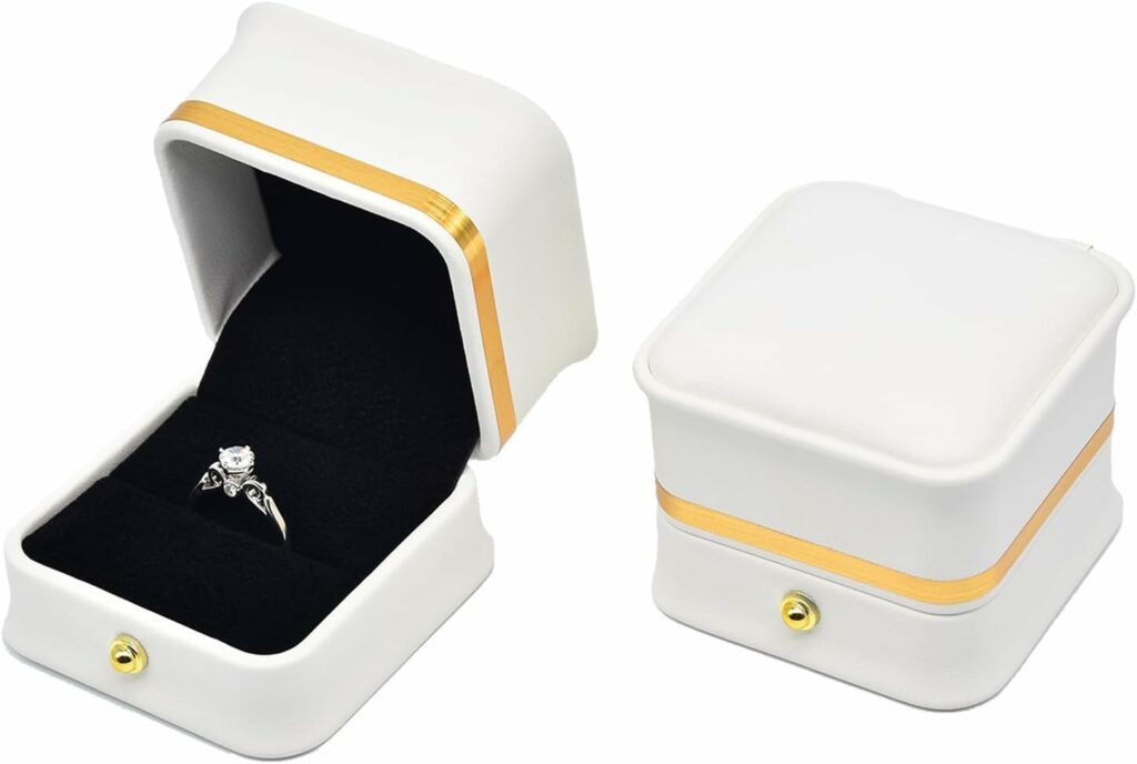 Eveynsh Wedding Engagement Ring Box White, Square Leather Velvet Jewelry Ring Bearer Box, Premium Gorgeous Vintage Single Slot Ring Box for Proposal, Ceremony, Anniversary, Gift